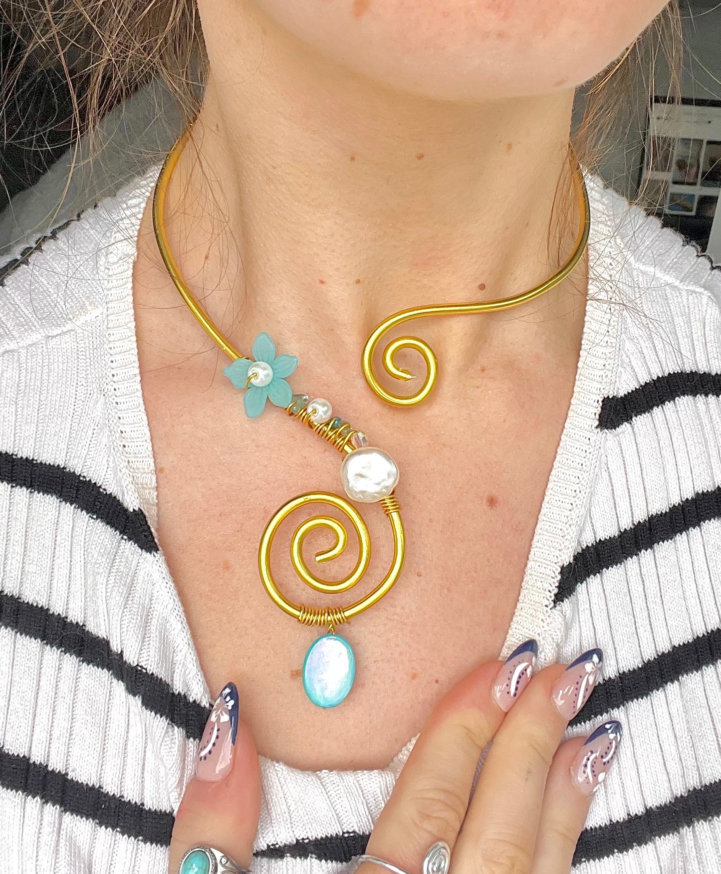 Statement Jasmine hibiscus necklace