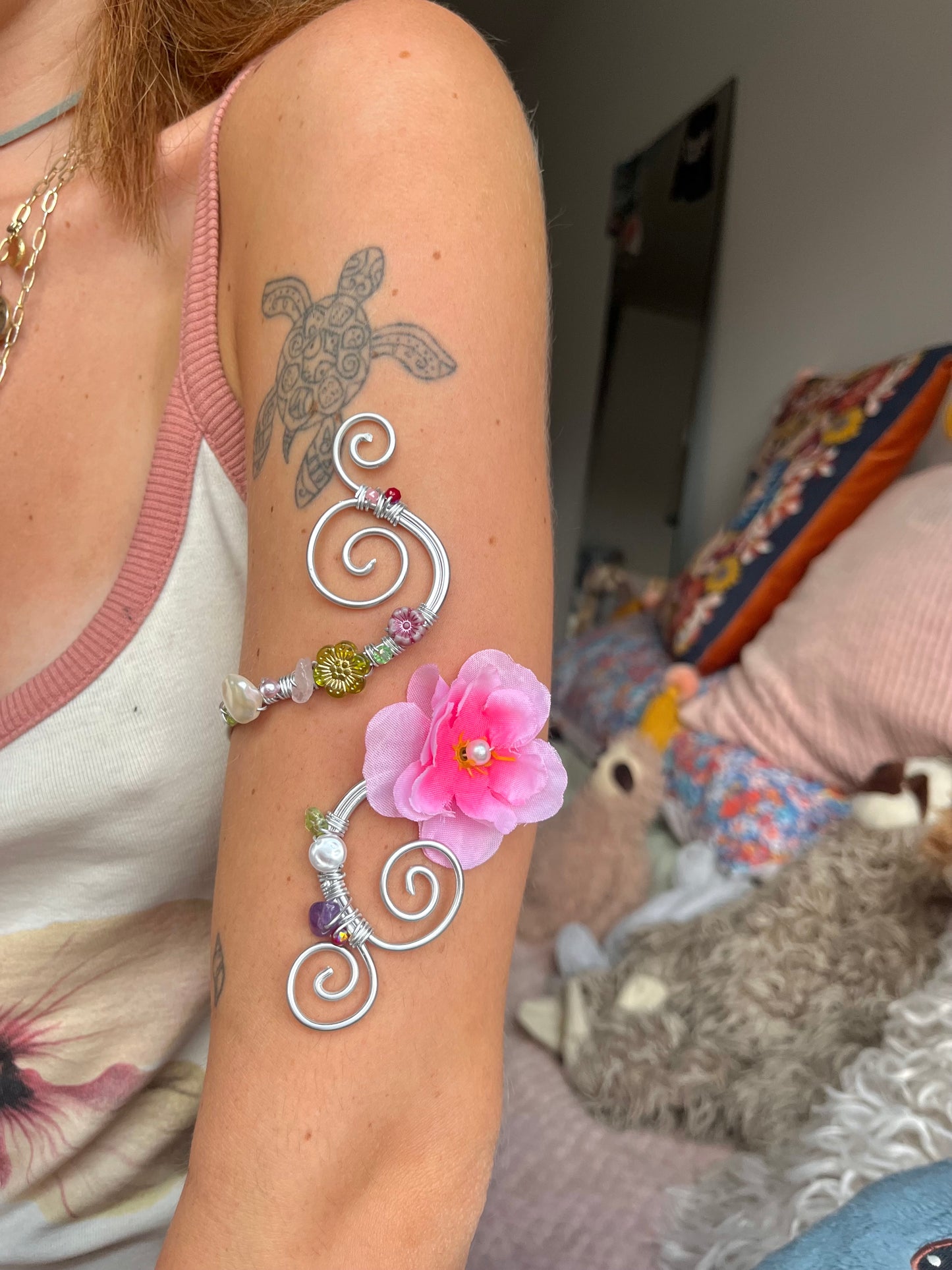 flora cuff!!🌸🌺🧚‍♂️