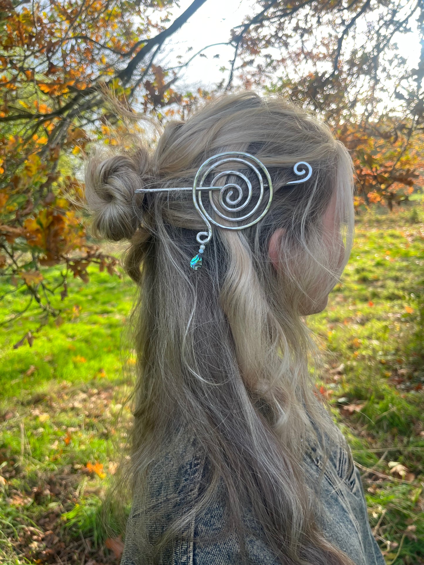 Autumn hair pin-ocean spiral 🌊