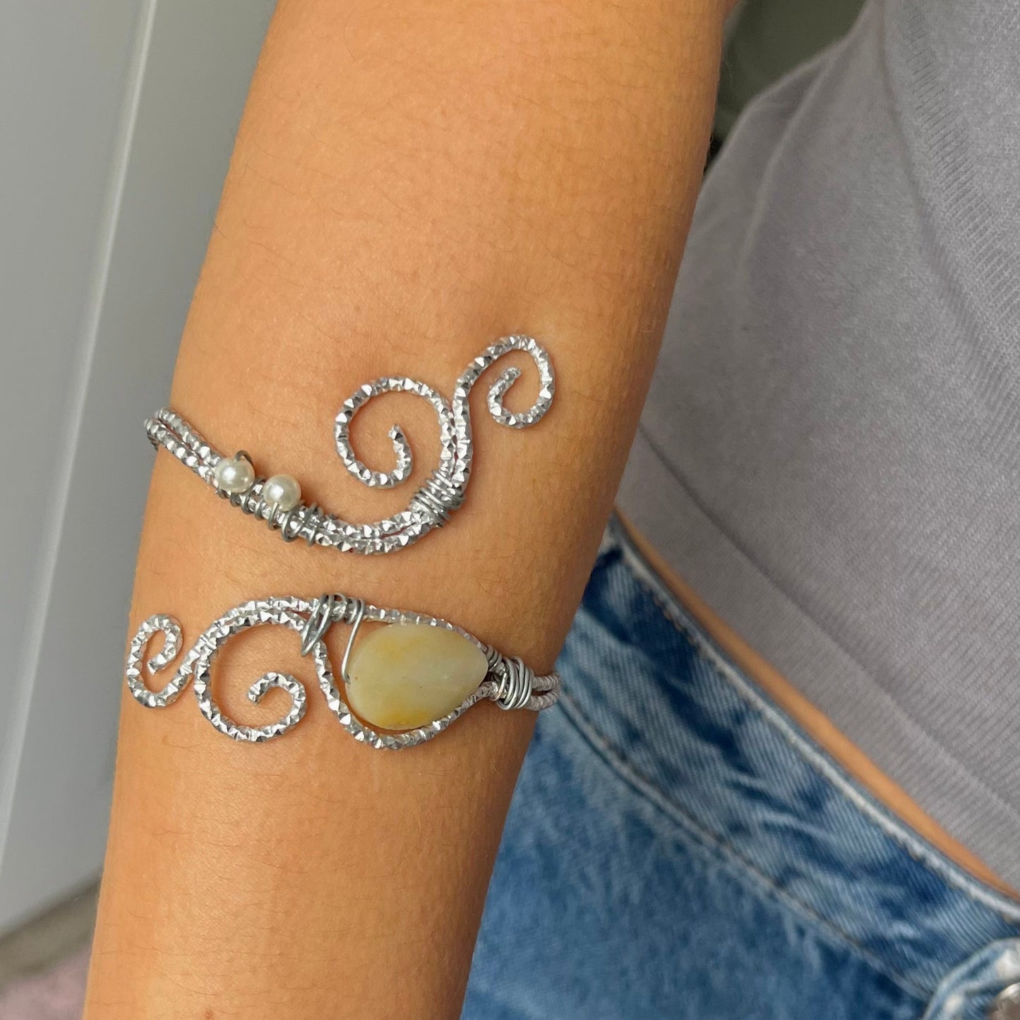 A Swirly Gemstone Bangle